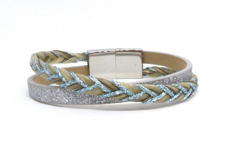 Bracelet personnalisable en crins femme fil bleu azurin et cuir argenté 5mm.