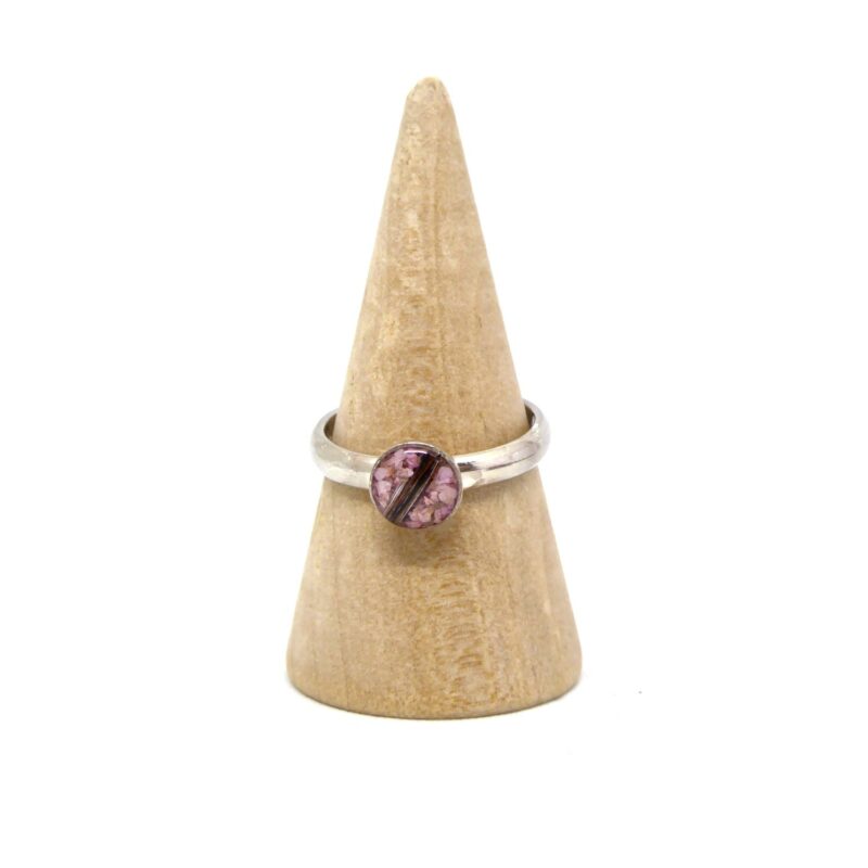 Cadeau bijou de naissance : bague avec première mèche de bébé