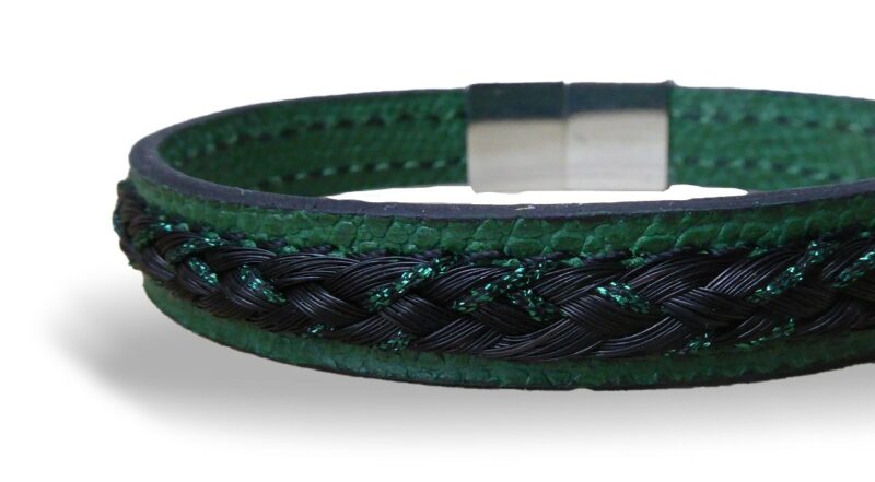 Bracelet crin pour femme personnalisé fil et cuir vert