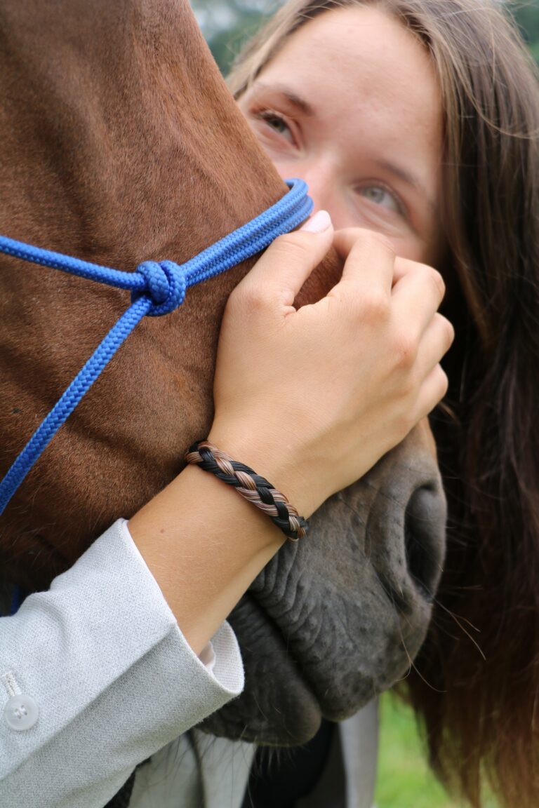 Bracelet en crins pas cher avec crins de votre cheval