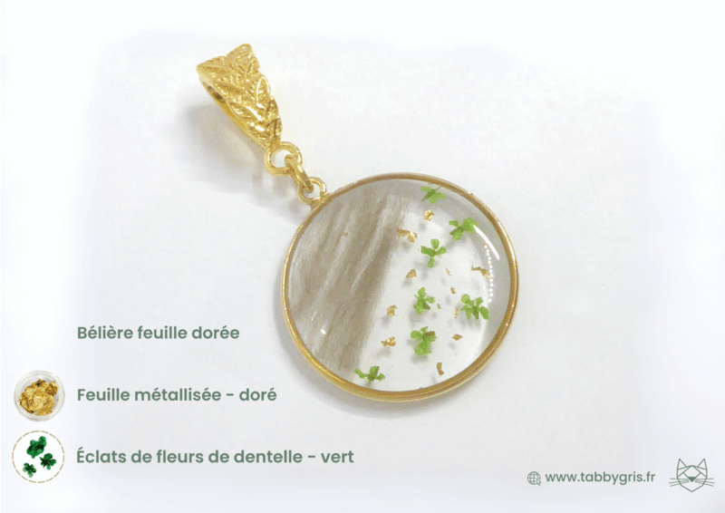 Bijoux en poil d'animal avec des couleurs naturelles et brillantes grâce à notre feuille métallisée dorée et nos éclats de fleurs de dentelle verts