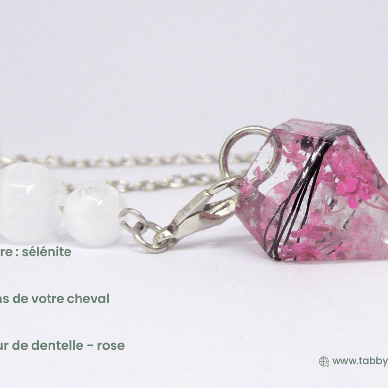 Kissim et Lucie - pendule divinatoire argenté et fleurs