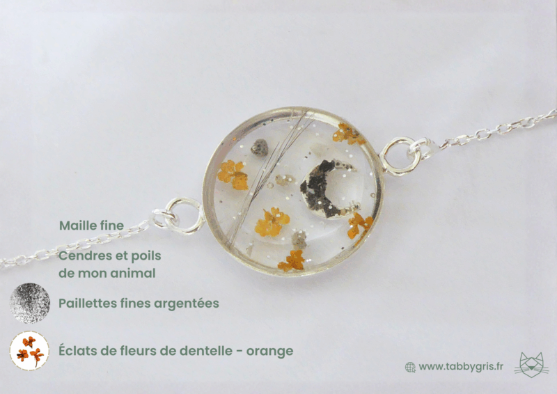 Bijou avec cendres d'animaux. Portez ce bijou symbolique et épuré contenant quelques cendres de votre animal. nous vous accompagnons pour créer un bijou unique et symbolique contenant quelques éléments de ce que vous aimez.